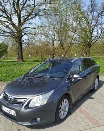 toyota avensis Toyota Avensis cena 26000 przebieg: 249681, rok produkcji 2009 z Kęty